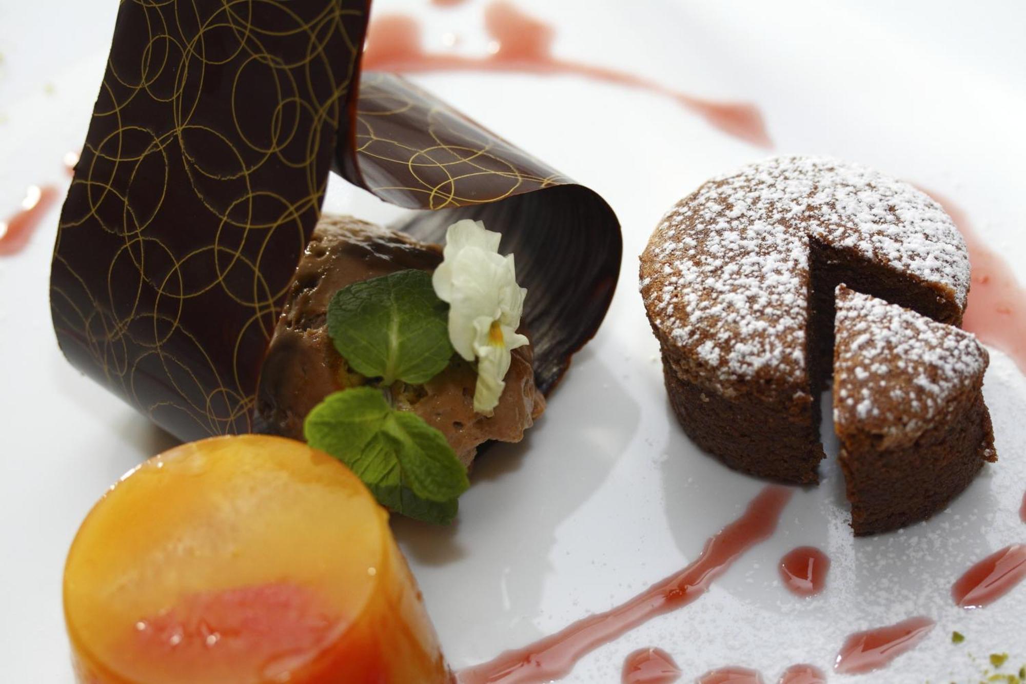 Mikado Hotel Nitra Zewnętrze zdjęcie