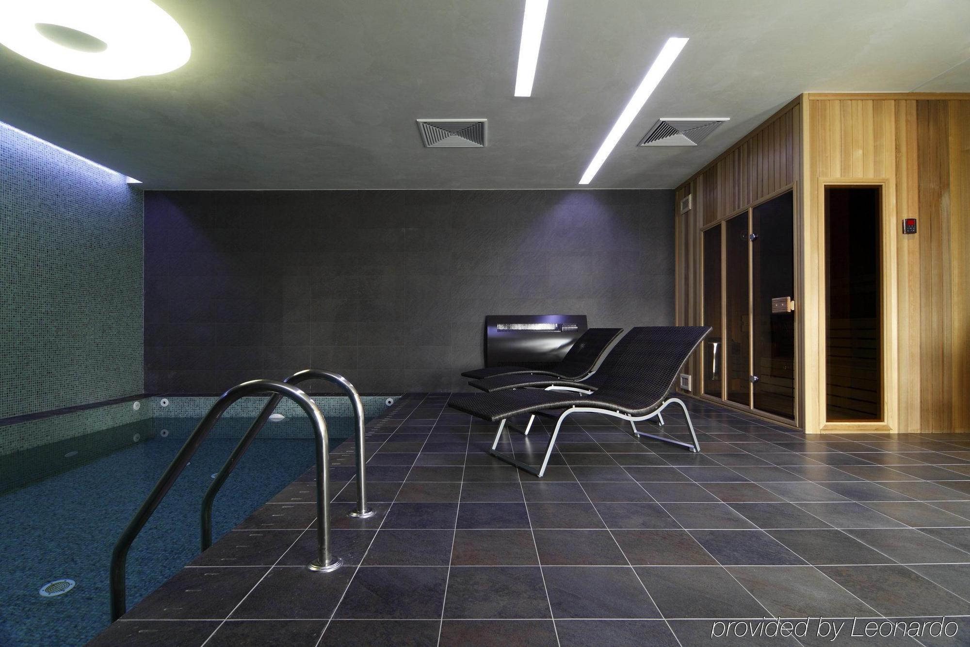 Mikado Hotel Nitra Zewnętrze zdjęcie